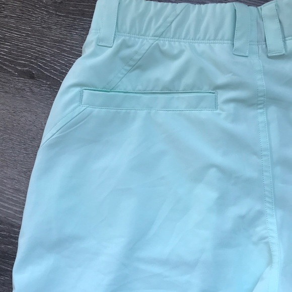 Oakley - Picture 7 of 16